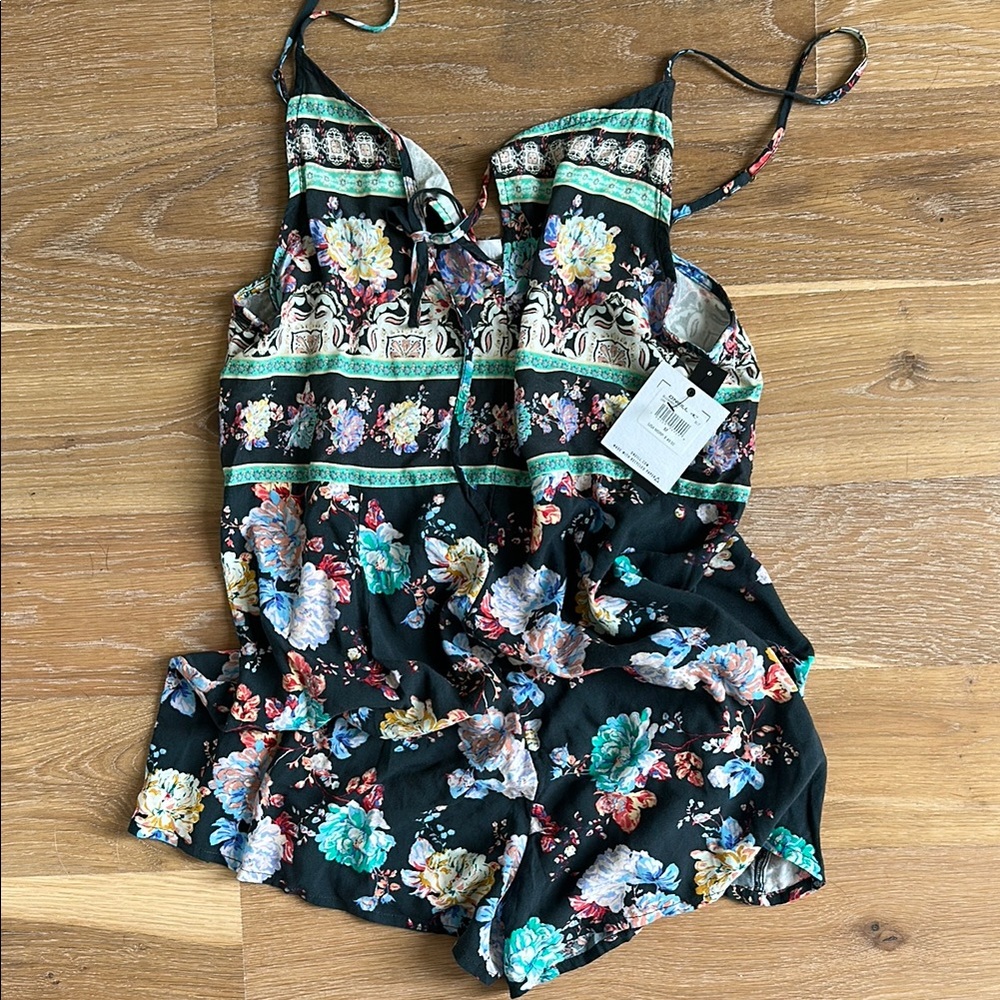 O’Neil Floral Strappy Romper NWT